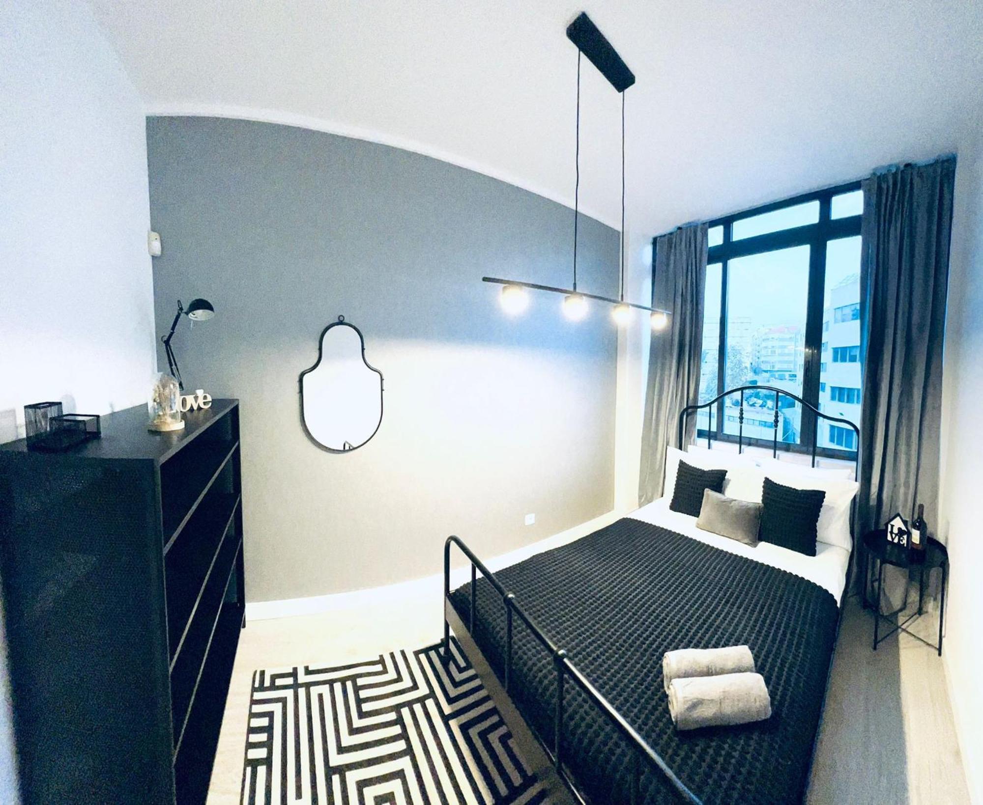 Hostal Luxury Rooms, Ideal For Tourists