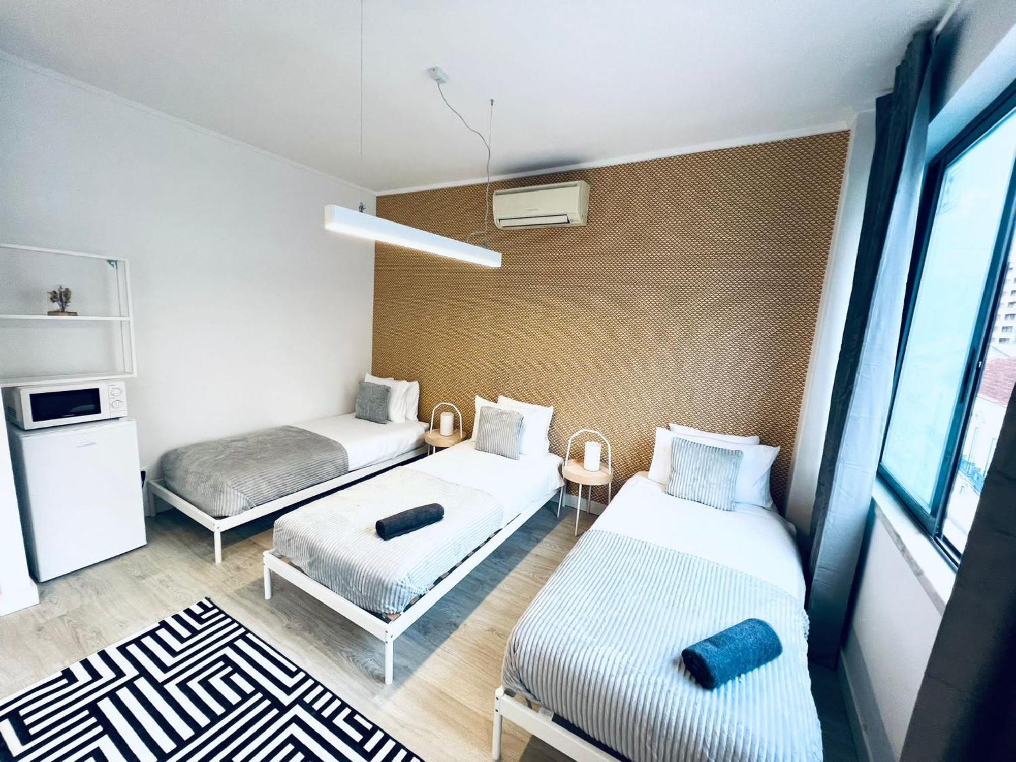 Hostal Luxury Rooms, Ideal For Tourists